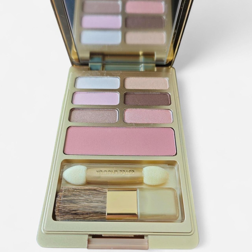 Estée Lauder Gold Eyeshadow Palette Signature silky eyeshadow quad